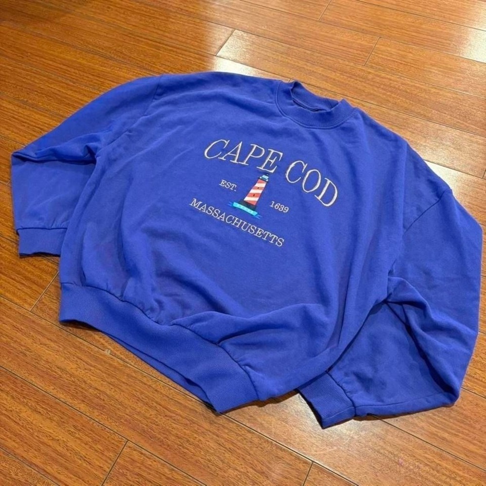 faded purple‎ Cape Cod embroidered sweatshirt. costal prep